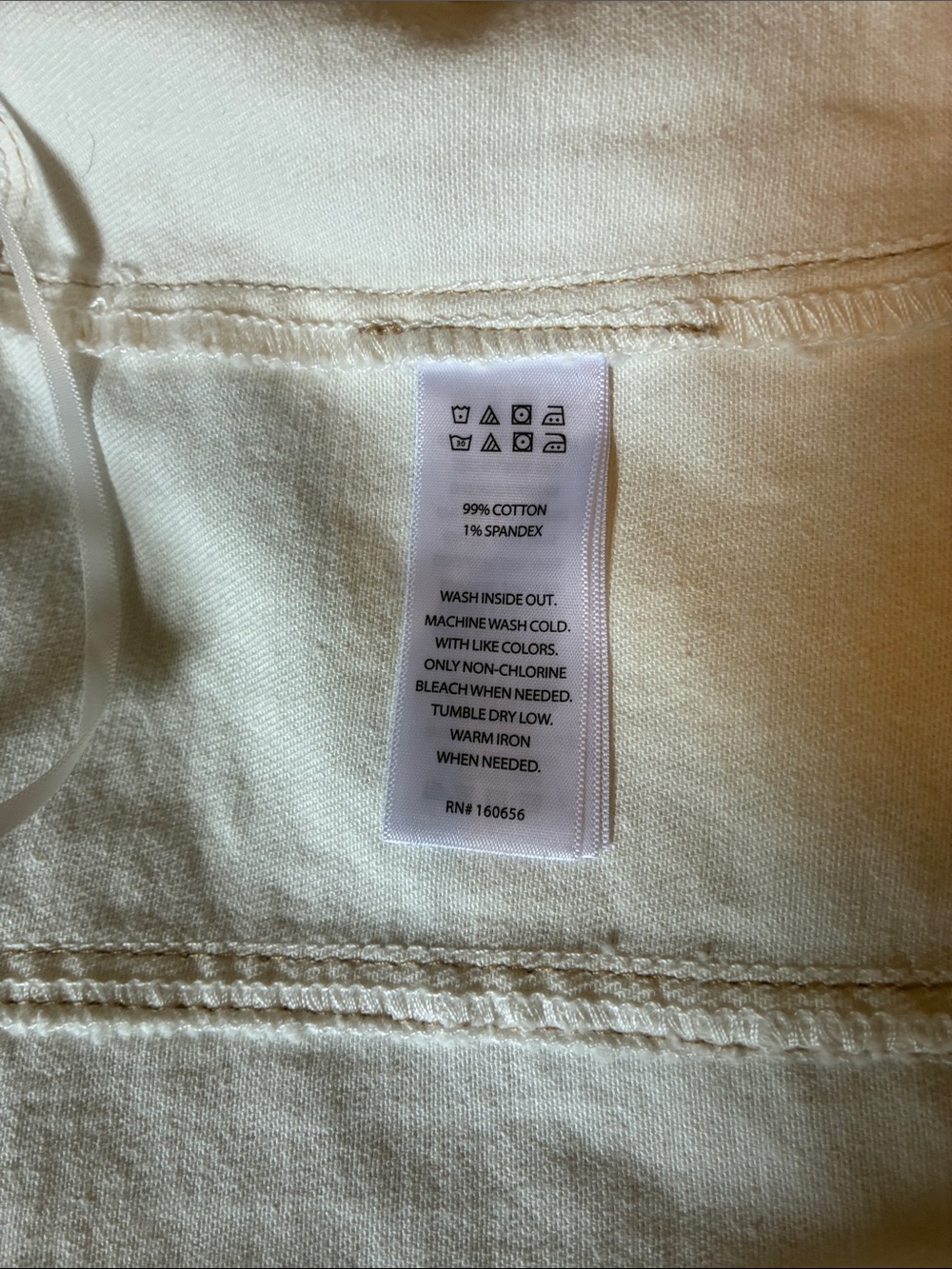 Sincerely Jules White Halter Crop Top - Picture 4 of 13